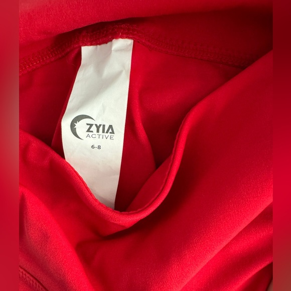 Zyia Red Slashed Luxe Legging - Picture 7 of 7